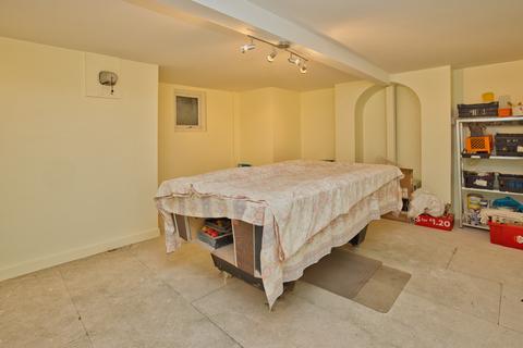 5 bedroom terraced house for sale, Crescent Road, Ramsgate, CT11