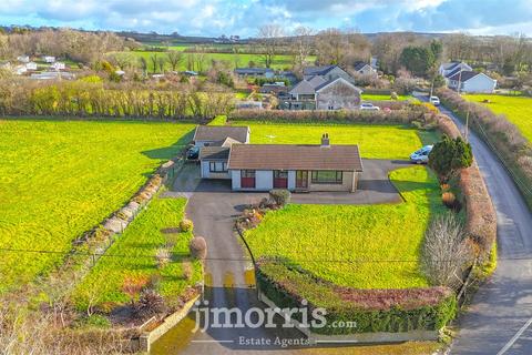 undefined, Glynarthen