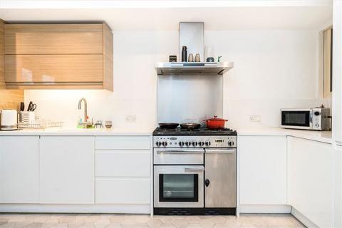 3 bedroom terraced house for sale, Brick Lane, London E2