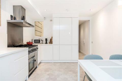 3 bedroom terraced house for sale, Brick Lane, London E2