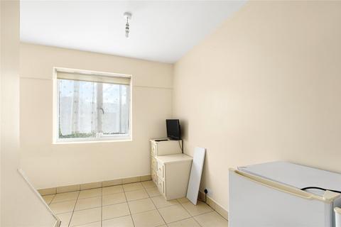21 Albert Road, Bracknell, RG42 2AG