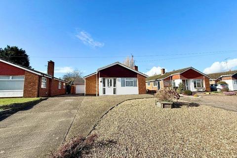 3 bedroom detached bungalow for sale, Icknield Way, Icknield, Luton, Bedfordshire, LU3 2JS