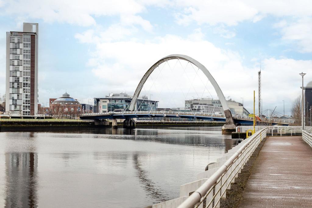 Clyde Squinty Bridge
