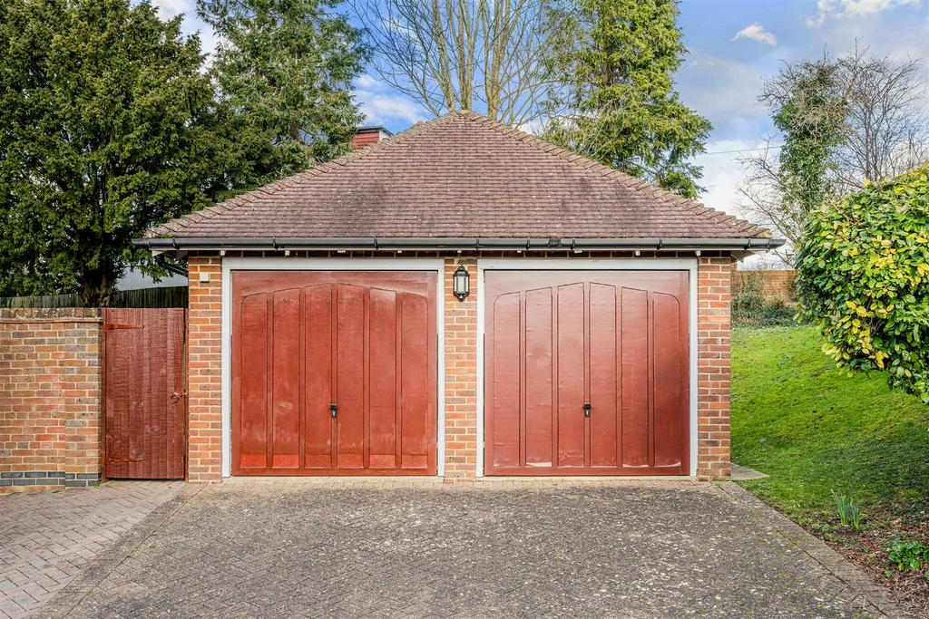 CLAREMOUNT GARDENS, 28 (5).jpg