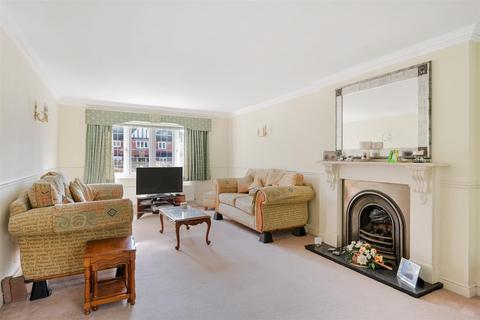 5 bedroom detached house for sale, Claremount Gardens, Epsom