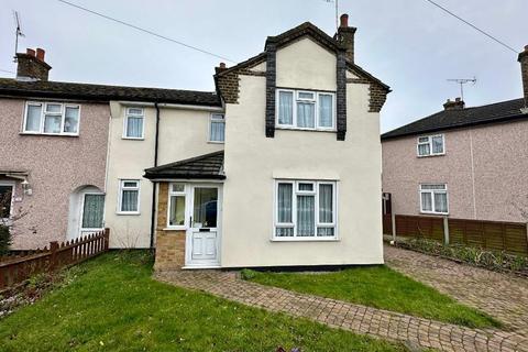 3 bedroom end of terrace house for sale, Sycamore Grove, Southend-on-Sea, Essex, SS2 5HJ