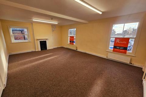 Character property to rent, Rothwell NN14