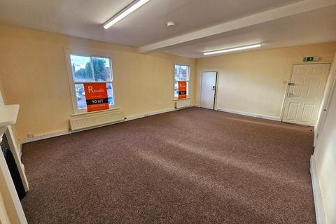 Character property to rent, Rothwell NN14