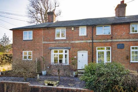 3 bedroom terraced house for sale, Clayhill Mount, Goudhurst, Kent, TN17 1BG
