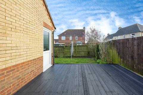 2 bedroom semi-detached house for sale, Aylesbury Road, Ashford, TN25 4