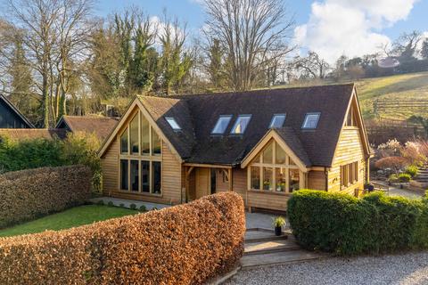 4 bedroom country house for sale, Mundaydean Lane Marlow, Buckinghamshire, SL7 3BU