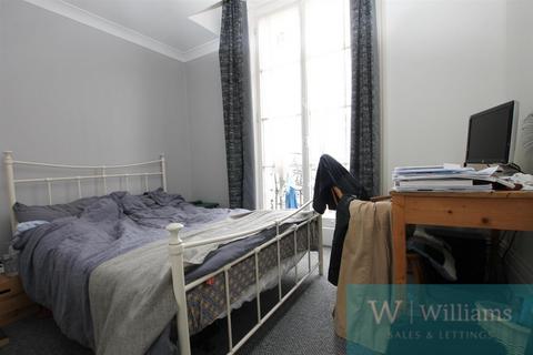 2 bedroom flat to rent, Lind Street, Ryde, Isle Of Wight