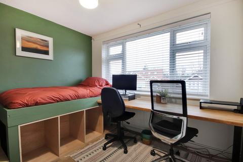 5 Foxwood Way, Longfield, DA3 7LD
