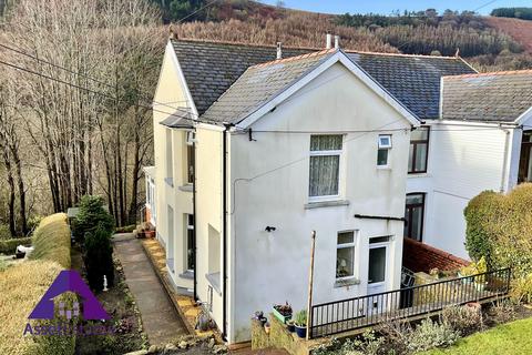 3 Antwerp Place, Abertillery, NP13 1TW