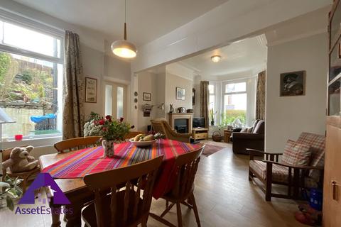 3 Antwerp Place, Abertillery, NP13 1TW