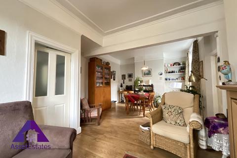 3 Antwerp Place, Abertillery, NP13 1TW