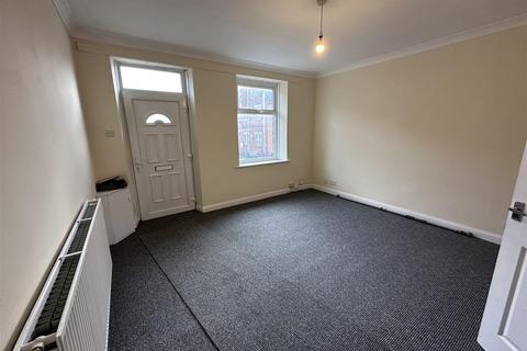 2 bedroom terraced house to rent, Greenside, Mapplewell, Barnsley, S75 6AX