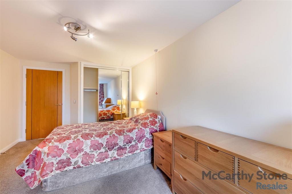 8636602-interior09.jpg