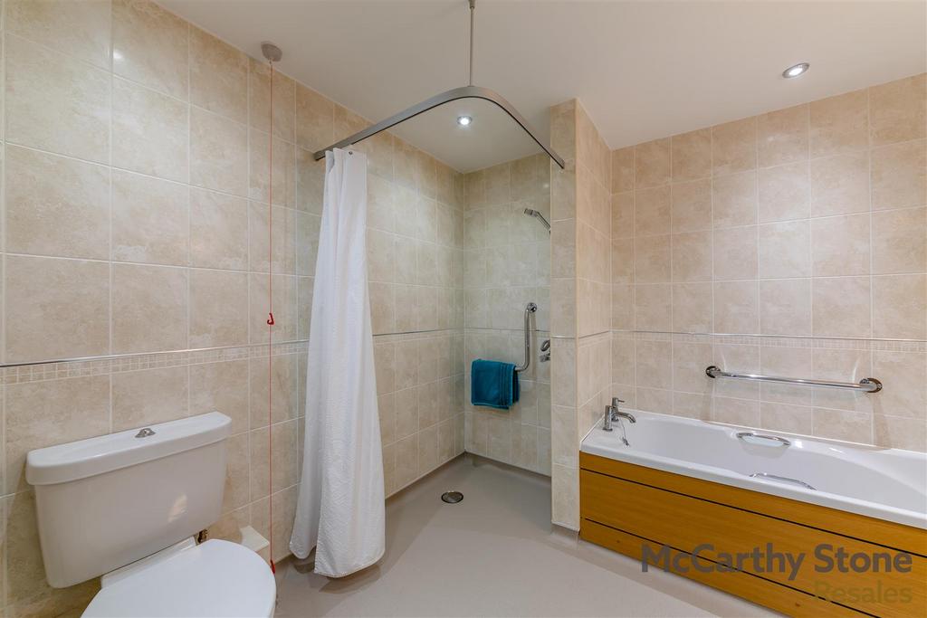 8636602-interior01.jpg