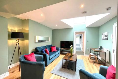 2 bedroom apartment to rent, Hope Chapel Hill, Bristol BS8