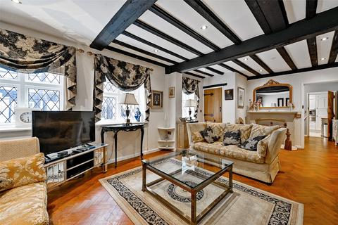 3 bedroom terraced house to rent, High Street, Eton, Windsor, Berkshire, SL4
