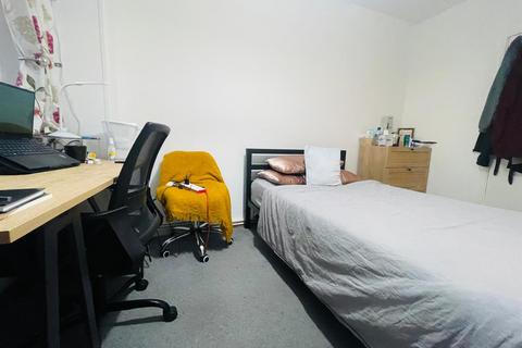 House share to rent, Dorman Way, London