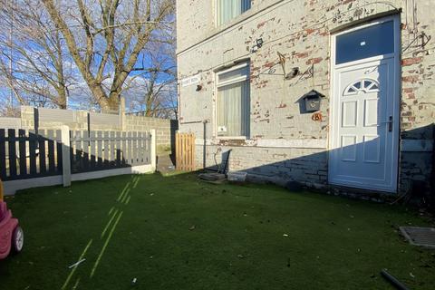 8 Short Row, Low Moor, Bradford, BD12 0QJ