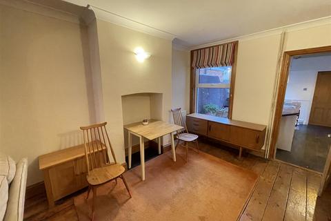 2 Ashfield Road, Salisbury, SP2 7EW