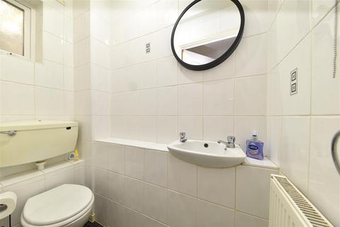 43 Blenheim Way, Stevenage, SG2 8TD