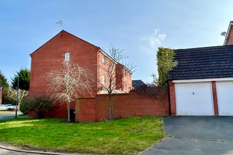 4 bedroom end of terrace house for sale, Aqua Place, Rugby, CV21 1BY