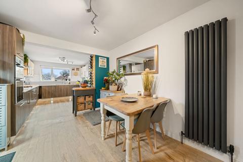 18 Hulbert Way, Basingstoke, RG22 6NB