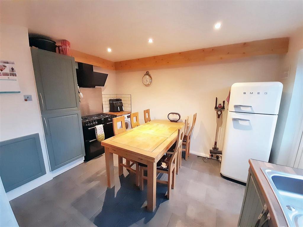 Kitchen dining room new.jpg