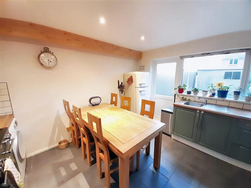 Kitchen dining room 2 new.jpg