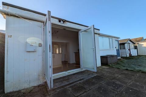 Studio to rent, Marsh Road, Gurnard