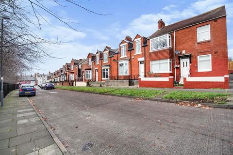 2 bedroom flat for sale, Park Terrace, Southwick, Sunderland, Tyne and Wear, SR5 2HE