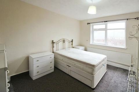 2 bedroom flat for sale, Park Terrace, Southwick, Sunderland, Tyne and Wear, SR5 2HE