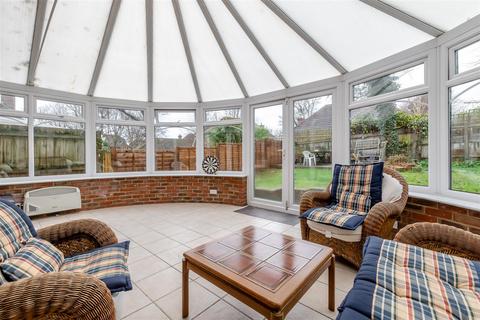 5 bedroom detached house for sale, St. Francis Close, Penenden Heath, Maidstone