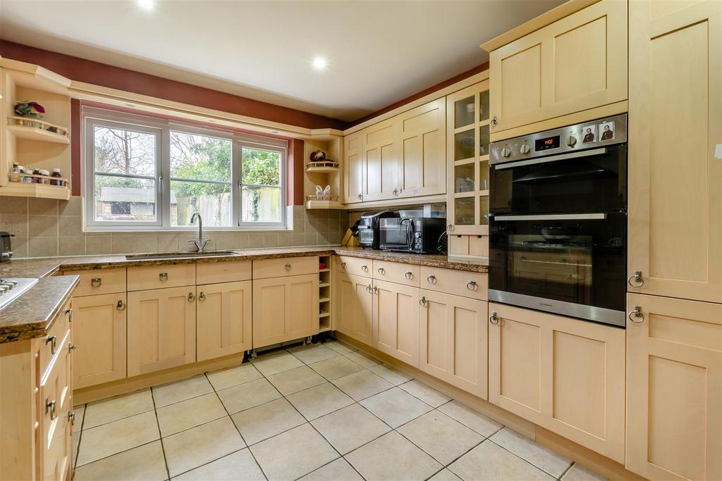 8636895-interior09.jpg