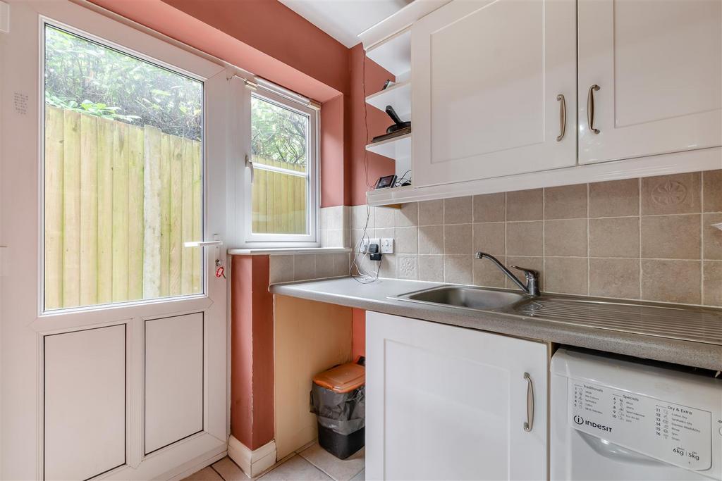 8636895-interior11.jpg