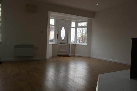 3 bedroom apartment to rent, Newcastle Road, Reading RG2