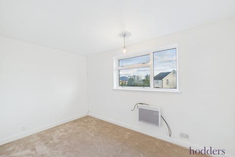 1 bedroom apartment for sale, Crockford Park Road, Addlestone, Surrey, KT15