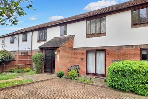 Studio for sale, Warren Way, Barnham