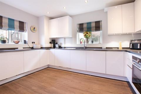 3 bedroom semi-detached house for sale, Clarence Road, Hale