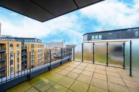 2 bedroom flat for sale, The Royal Exchange, Kingston, KINGSTON UPON THAMES, KT1