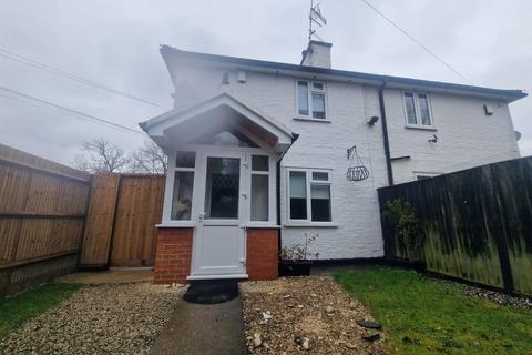 2 bedroom semi-detached house to rent, Old Uxbridge Road, West Hyde WD3