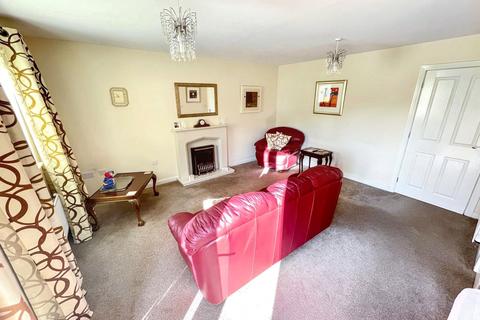 3 bedroom semi-detached house for sale, Lynwood Way, Cleadon Vale, South Shields, Tyne and Wear, NE34 8DA