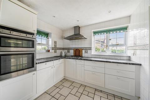 4 bedroom detached house for sale, Shipton Road, Shipton Gorge, Bridport