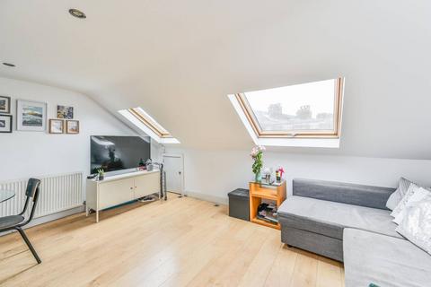 1 bedroom flat for sale, Edgeley Road, Clapham, London, SW4