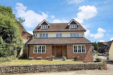 5 bedroom detached house for sale, Eyhorne Street, Hollingbourne, Maidstone, Kent
