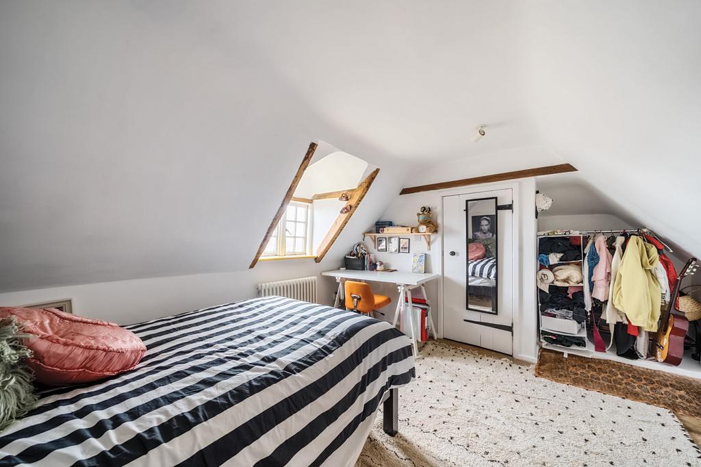 Bedroom (4)
